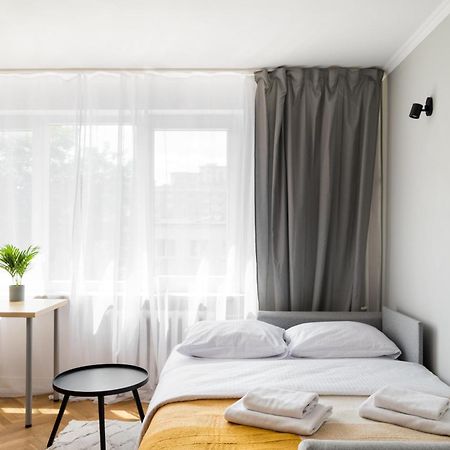 Karmelicka Pleasant Studio Warsaw Ngoại thất bức ảnh