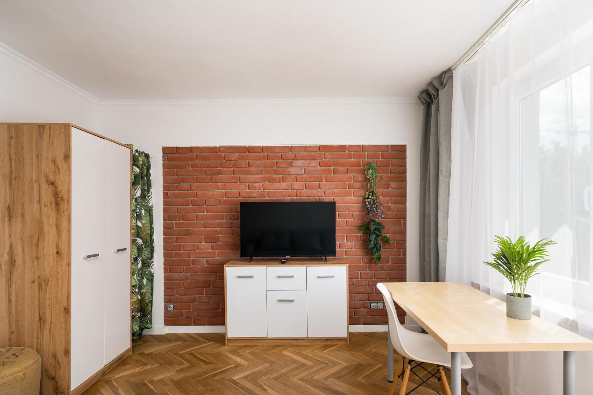 Karmelicka Pleasant Studio Warsaw Ngoại thất bức ảnh